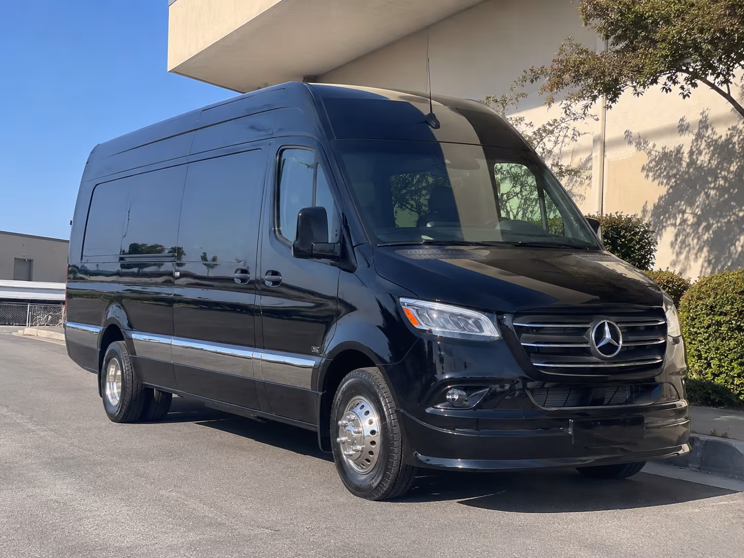 bus rental options for hayward trips