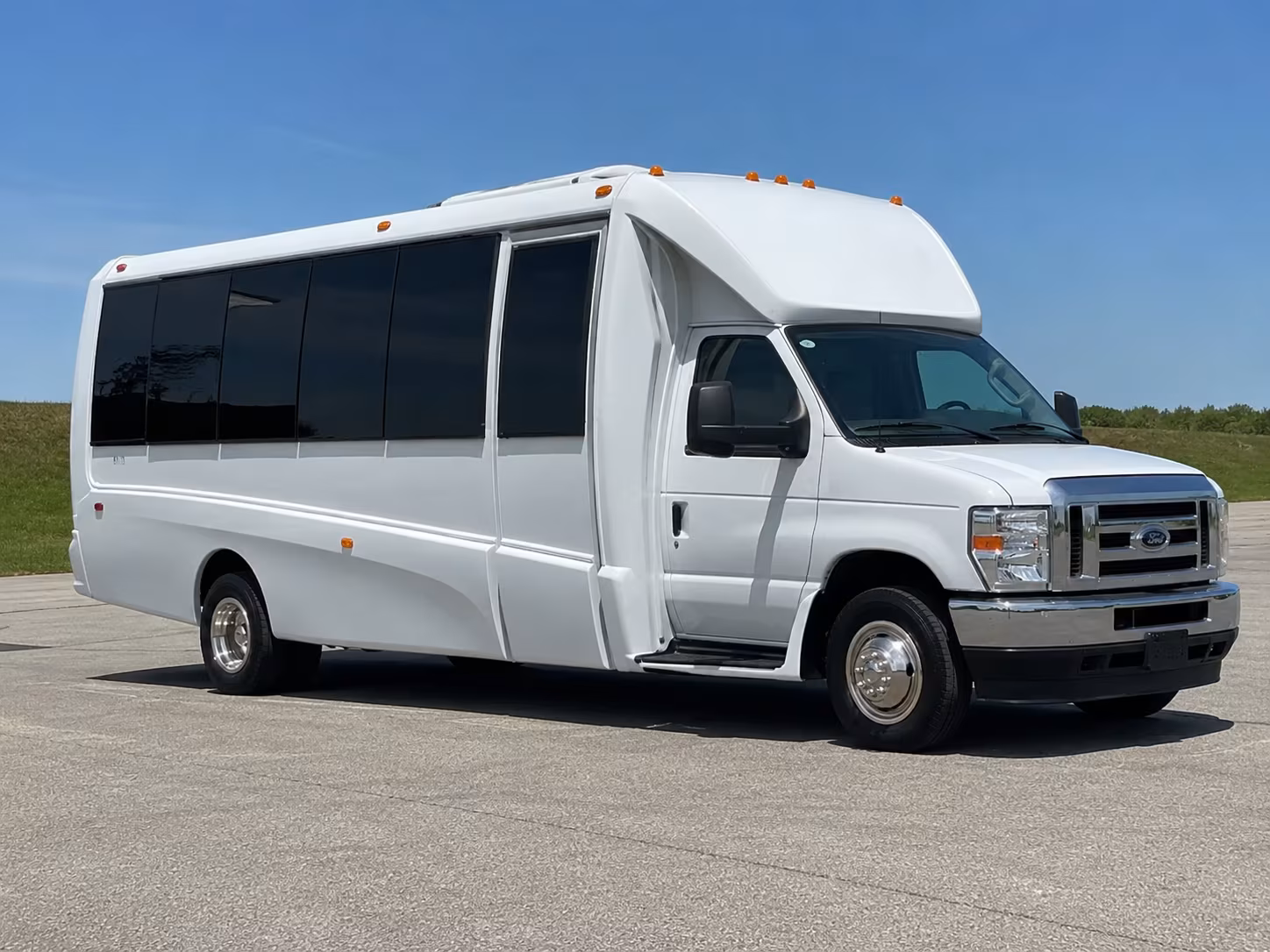 bus rentals for music festivals and multi venue concert weekends near hayward
