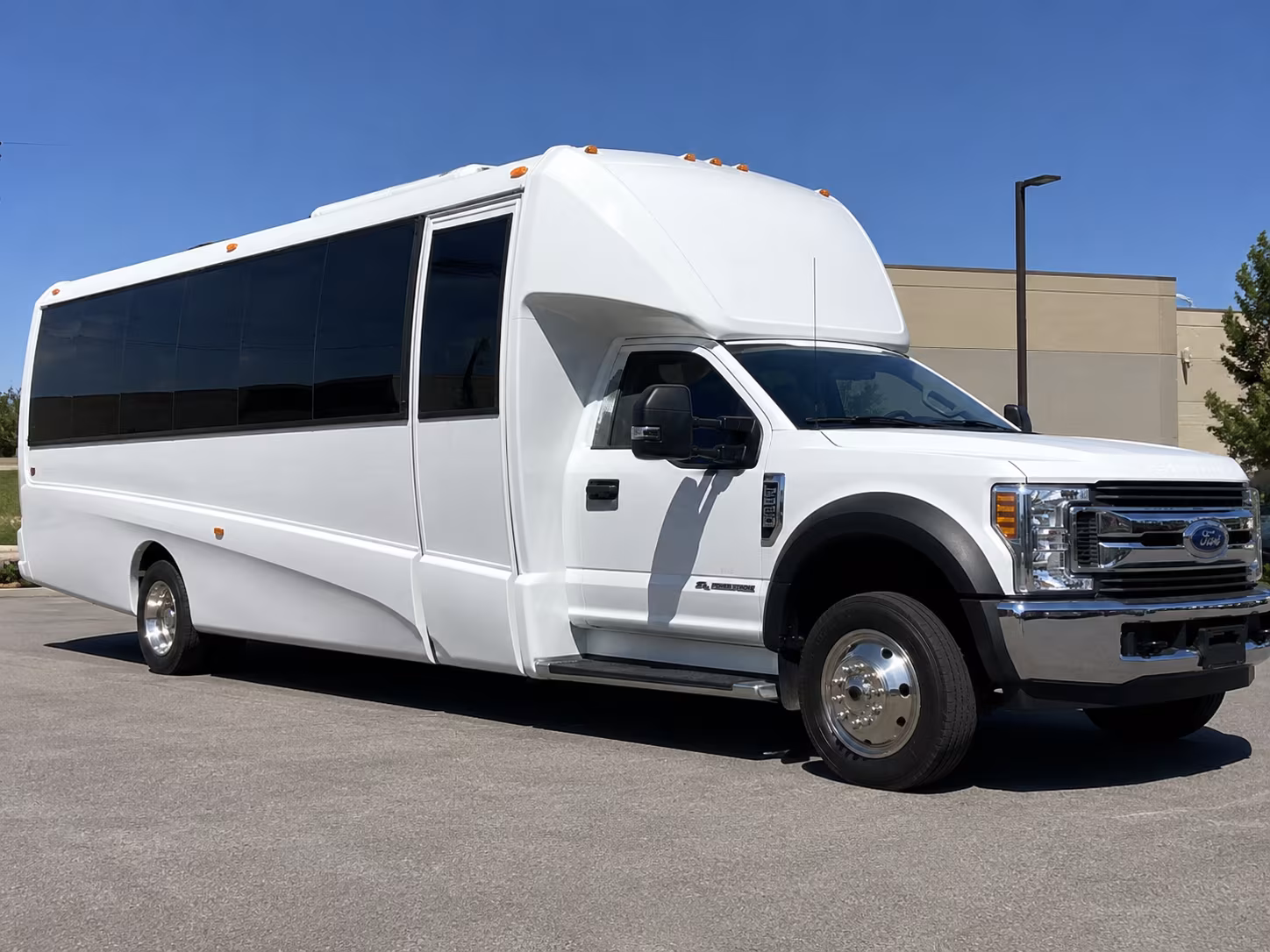 easily book transportation for your next corporate event 1