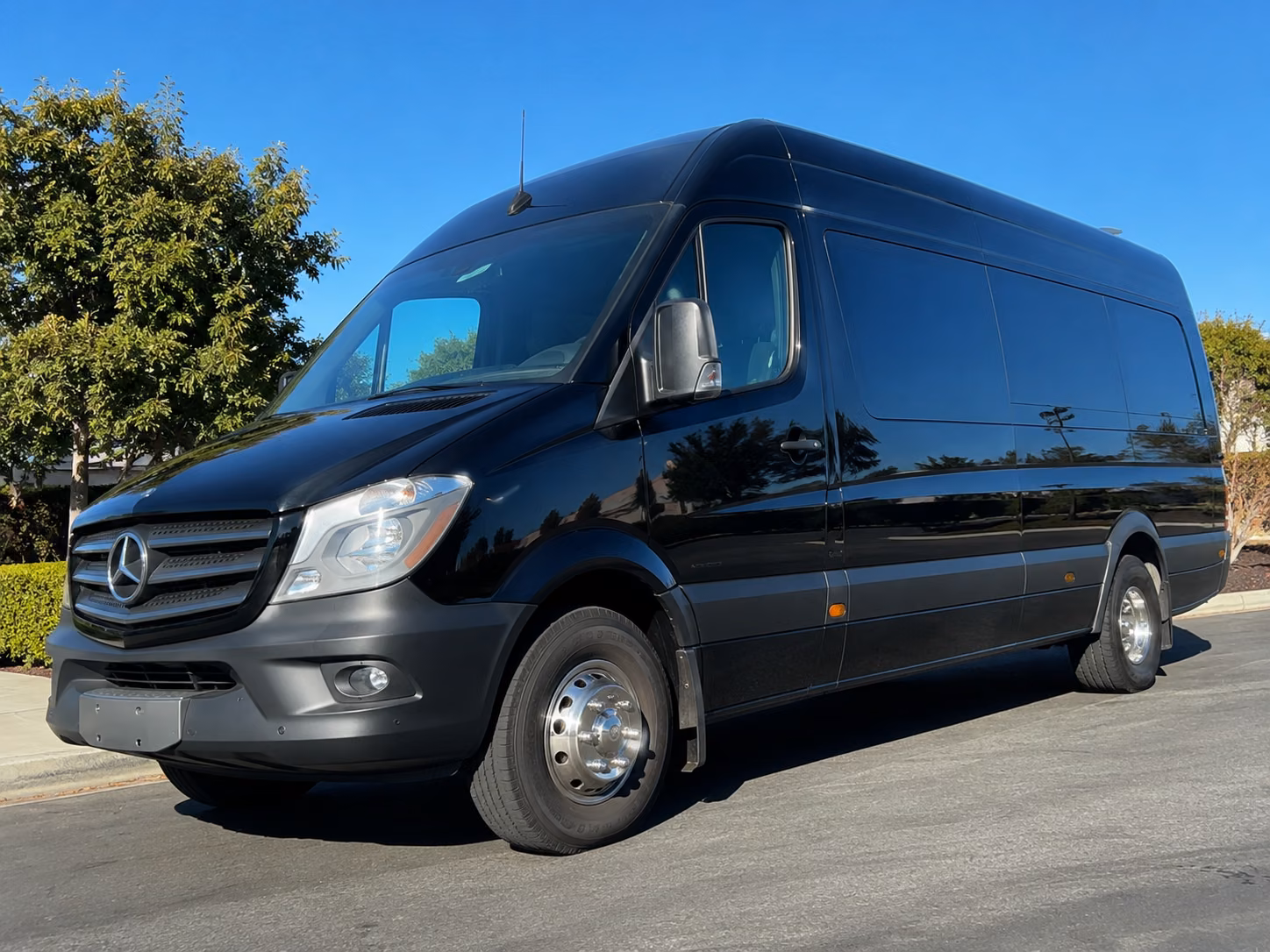 easily book transportation for your next sporting event 2