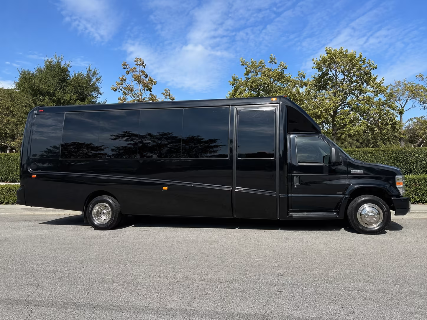easily book transportation for your next sporting event 5