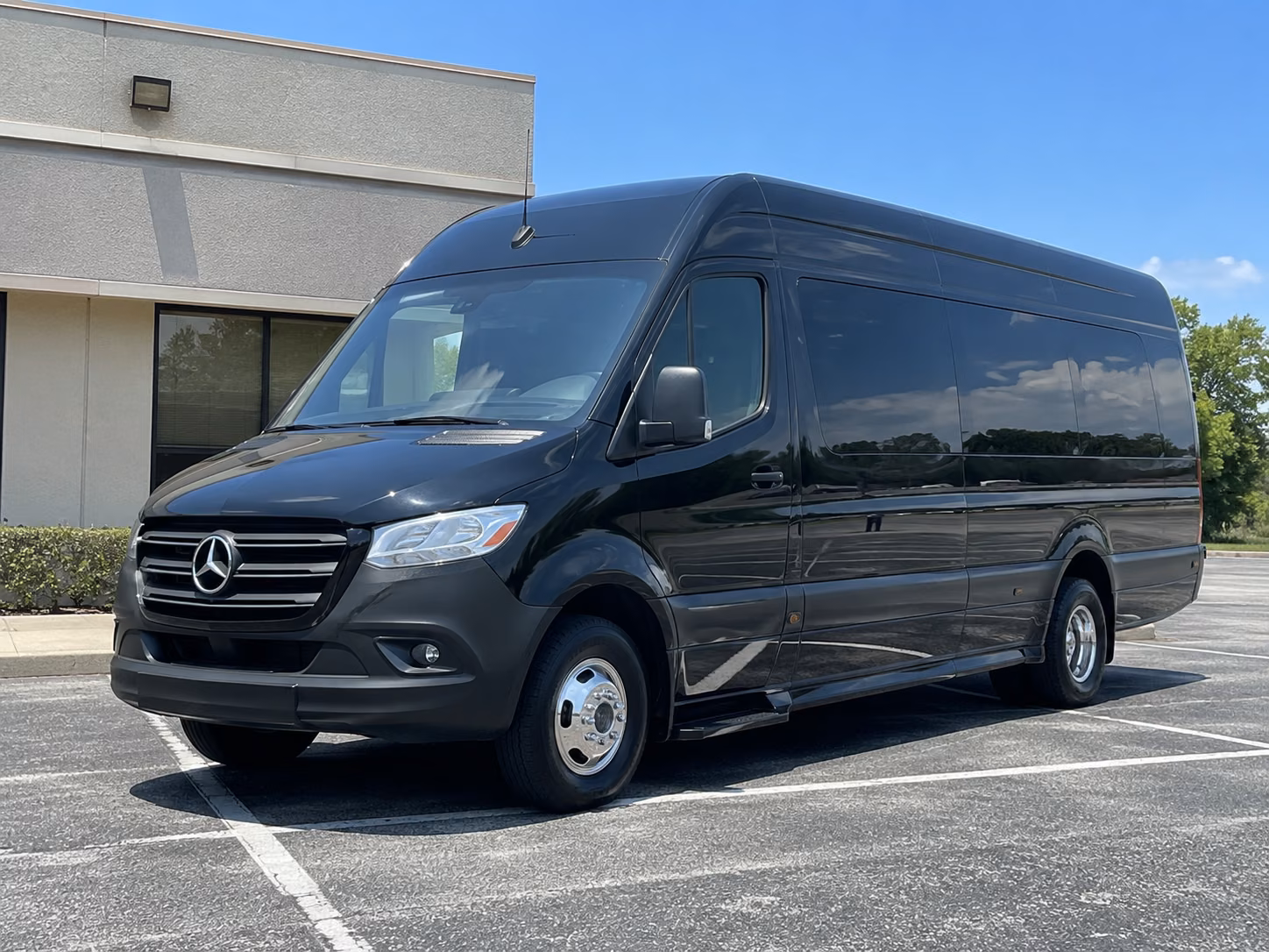 hayward airport transportation