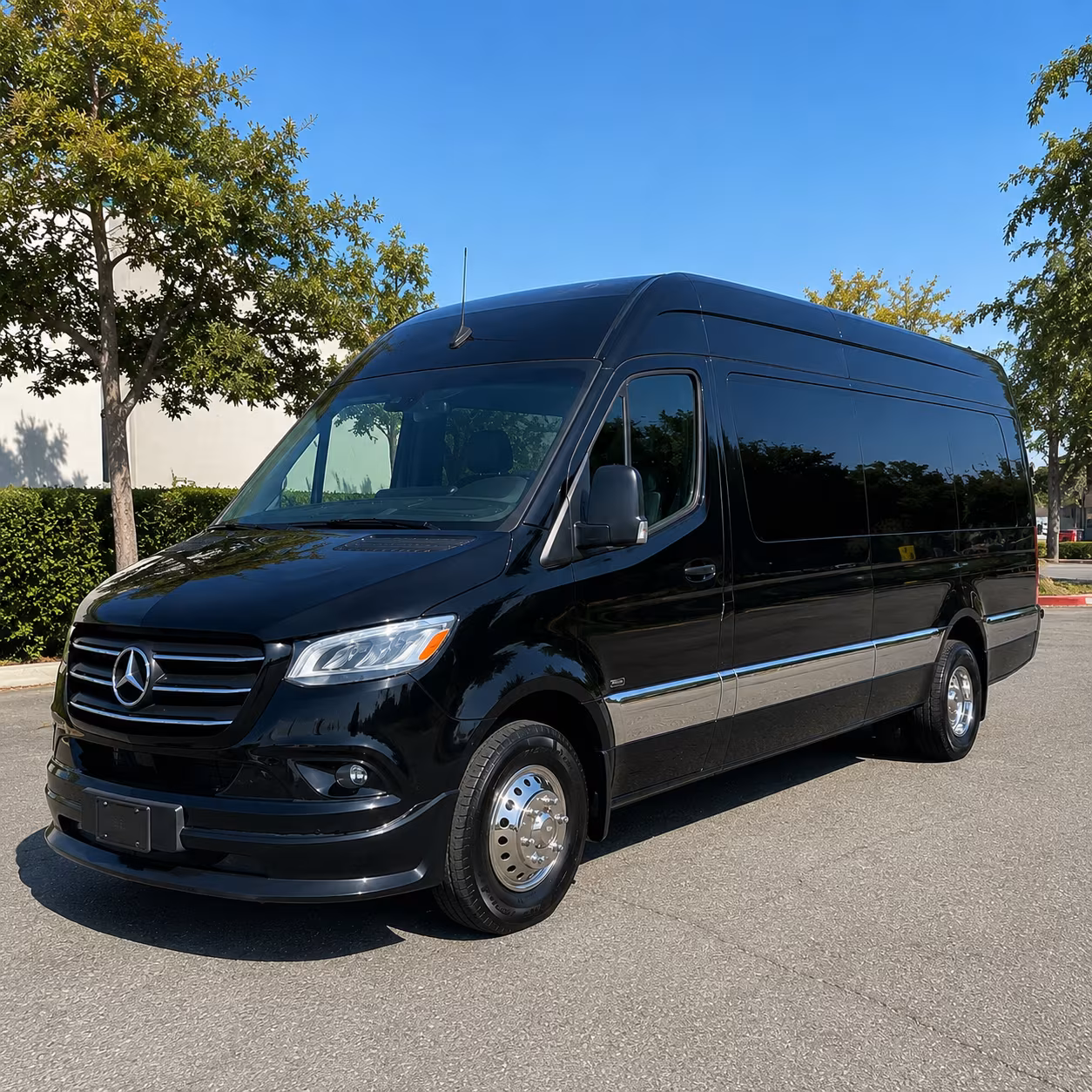 wedding guest shuttle buses between hayward hotels and your venue